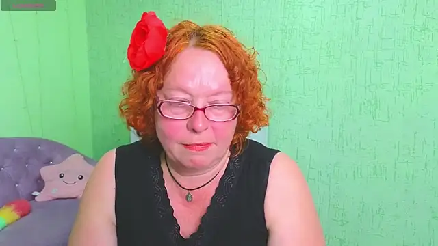 Snapshot of Fara_Flutte chatting on 06-11-26, 01:52 Fara Flutte online show from 06-11-26, 01:52