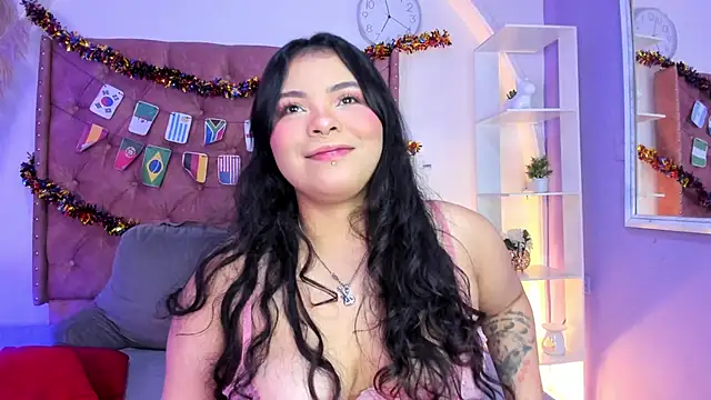 Snapshot of ROSELEI_ chatting on 06-19-26, 05:02 ROSELEI online show from 06-19-26, 05:02