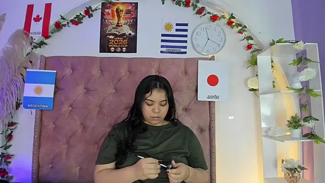 Snapshot of ROSELEI_ chatting on 07-15-26, 03:13 ROSELEI online show from 07-15-26, 03:13