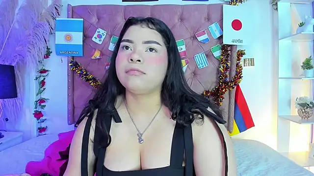 Snapshot of ROSELEI_ chatting on 07-08-26, 12:28 ROSELEI online show from 07-08-26, 12:28