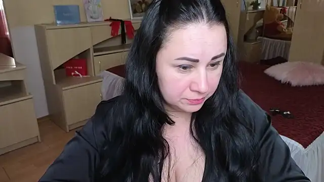 Mia Misteryy online show from 05-07-26, 05:01