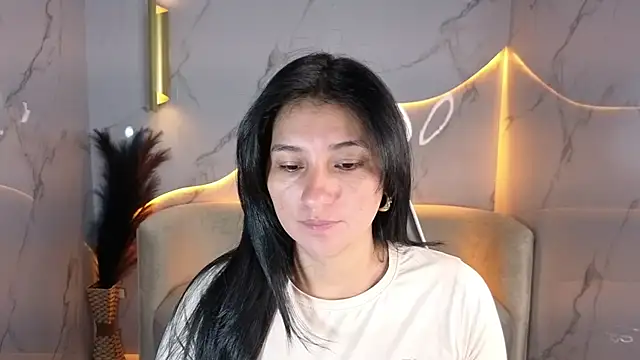 Snapshot of Alisson_tx_ chatting on 07-08-26, 02:51 Alisson tx online show from 07-08-26, 02:51