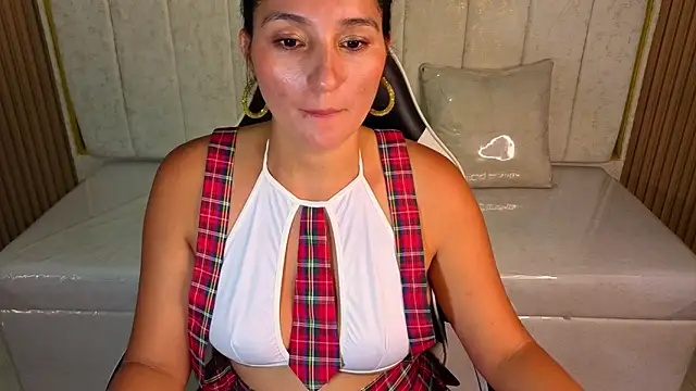 Snapshot of Alisson_tx_ chatting on 04-08-26, 09:49 Alisson tx online show from 04-08-26, 09:49