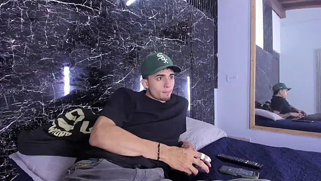 James-06 online show from 04-10-26, 11:17