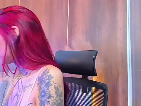 Snapshot of _Megan_Angel_ chatting on 04-09-26, 04:13 Megan Angel online show from 04-09-26, 04:13