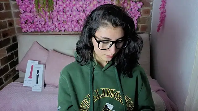 Snapshot of darknesscosplayer56 chatting on 04-07-26, 01:29 darknesscosplayer56 online show from 04-07-26, 01:29