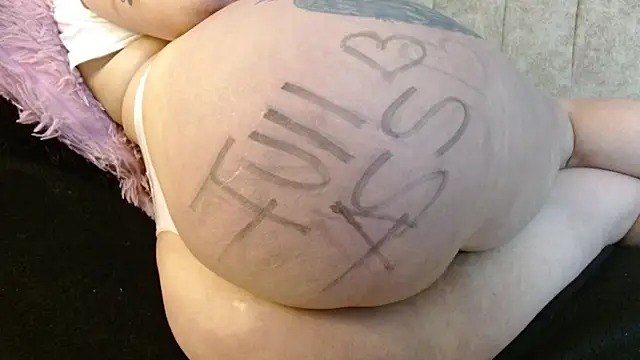 Snapshot of Melanie_Slut_nasty chatting on 05-08-26, 10:08 Melanie Slut nasty online show from 05-08-26, 10:08