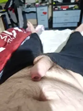 Snapshot of zsolt1910 chatting on 05-17-26, 10:10 zsolt1910 online show from 05-17-26, 10:10