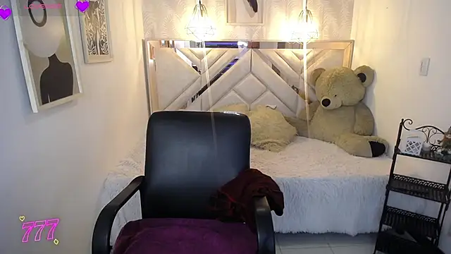 Snapshot of ahmy_ chatting on 05-01-26, 07:52 ahmy online show from 05-01-26, 07:52