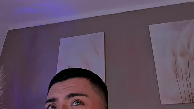 Snapshot of Alexander_Diazz chatting on 06-17-26, 11:53 Alexander Diazz online show from 06-17-26, 11:53