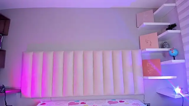 Cherry bom1 online show from 04-07-26, 04:14