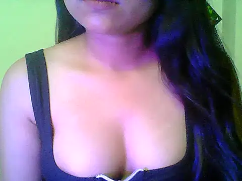 Snapshot of Saxy_Mony002 chatting on 06-10-26, 07:09 Saxy Mony002 online show from 06-10-26, 07:09