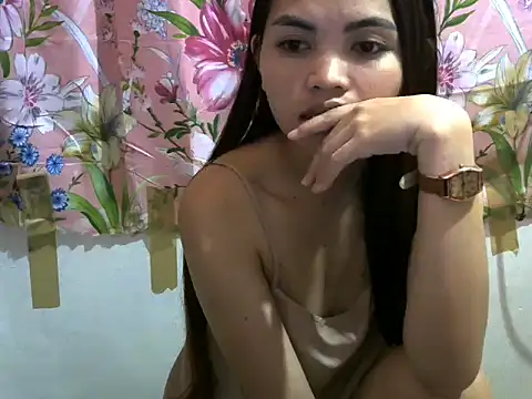 petitegirl123 online show from 04-07-26, 01:13