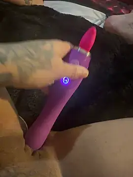 Snapshot of HbkOrLuvMe chatting on 04-07-26, 11:34 HbkOrLuvMe online show from 04-07-26, 11:34