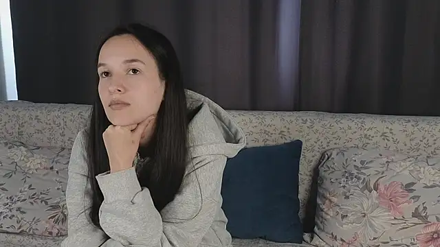 CutieFru1t online show from 04-14-26, 08:19