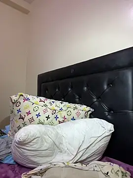 Blacktourmalinee online show from 05-03-26, 03:26