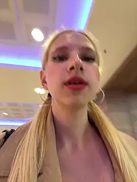 michelle lovique online show from 07-18-26, 07:50