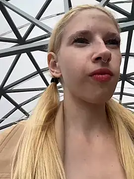 michelle lovique online show from 07-19-26, 07:06