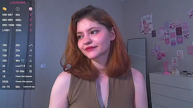Snapshot of lexie_foxx chatting on 05-18-26, 03:28 lexie foxx online show from 05-18-26, 03:28