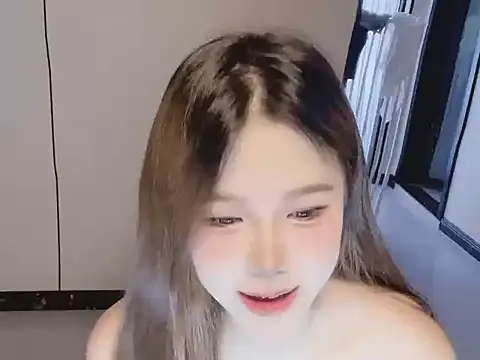 Snapshot of KaKa-01 chatting on 04-09-26, 06:15 KaKa-01 online show from 04-09-26, 06:15