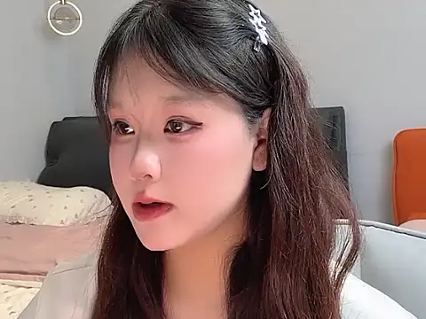 MiaDaily online show from 04-09-26, 06:19