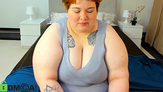 Snapshot of Sew_Sunny chatting on 04-11-26, 01:02 Sew Sunny online show from 04-11-26, 01:02