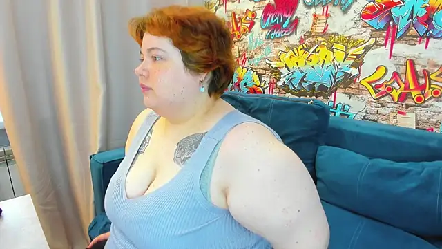 Snapshot of Sew_Sunny chatting on 04-10-26, 12:50 Sew Sunny online show from 04-10-26, 12:50