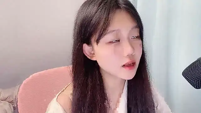 Snapshot of Lilababy00 chatting on 05-01-26, 01:16 Lilababy00 online show from 05-01-26, 01:16