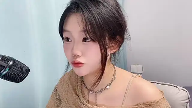 Snapshot of Lilababy00 chatting on 04-16-26, 03:18 Lilababy00 online show from 04-16-26, 03:18