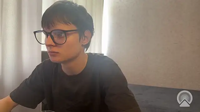 Snapshot of dalvos chatting on 04-24-26, 11:12 dalvos online show from 04-24-26, 11:12