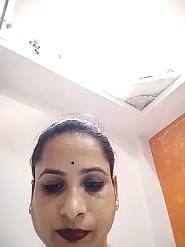 Bebo QueeN online show from 04-28-26, 03:49