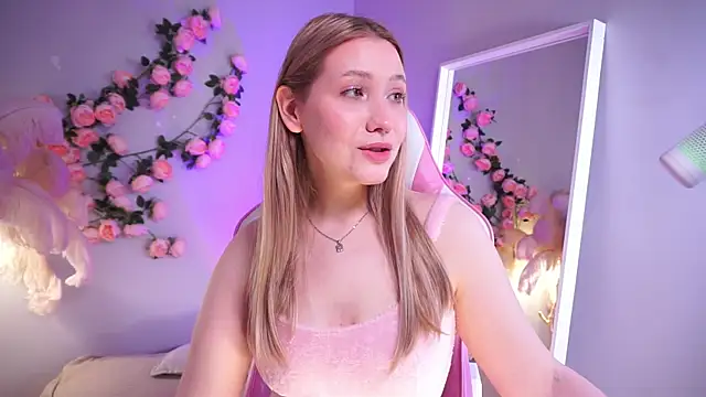 Snapshot of Emilicious chatting on 05-11-26, 01:34 Emilicious online show from 05-11-26, 01:34