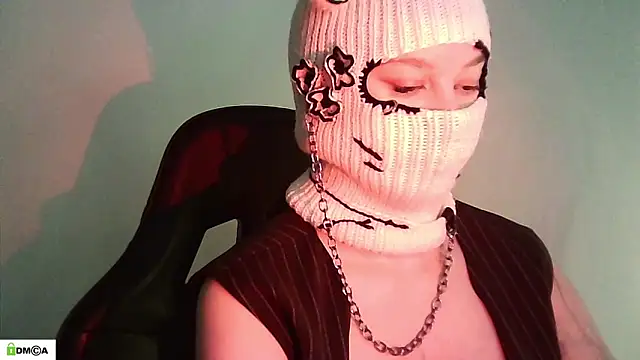 Lymalia online show from 04-28-26, 02:27