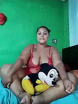 Snapshot of Nikita_Glam chatting on 05-24-26, 02:55 Nikita Glam online show from 05-24-26, 02:55