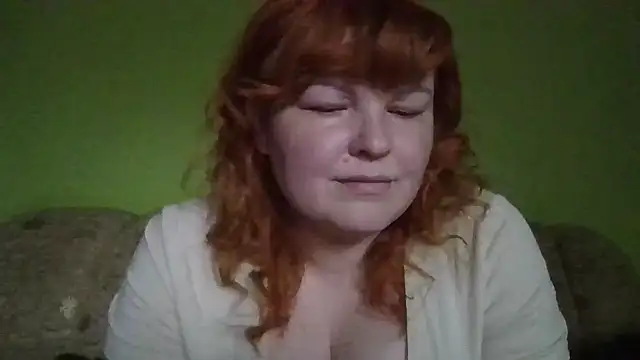 Snapshot of KrisryOxNikss chatting on 04-10-26, 11:28 KrisryOxNikss online show from 04-10-26, 11:28