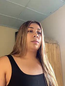 Snapshot of _BellaSmith_ chatting on 06-23-26, 02:48 BellaSmith online show from 06-23-26, 02:48