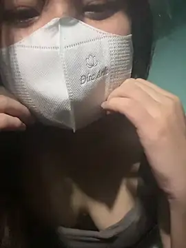 Larissa668 online show from 04-14-26, 03:39