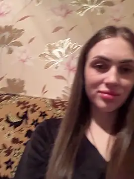 Snapshot of AlinaLove3213 chatting on 05-01-26, 06:57 AlinaLove3213 online show from 05-01-26, 06:57