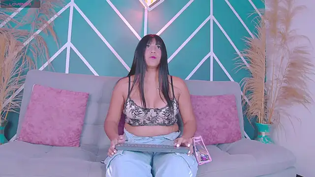 Snapshot of Grace_Walkerr chatting on 04-08-26, 01:56 Grace Walkerr online show from 04-08-26, 01:56