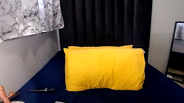 SexyMiaC online show from 05-28-26, 09:49