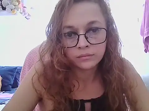 Lannah   online show from 04-09-26, 02:45