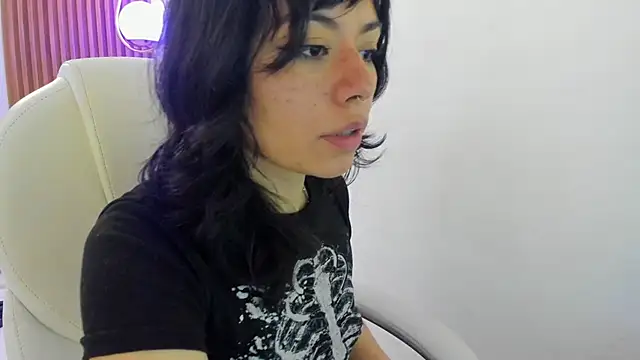 ghostmila online show from 04-13-26, 04:11