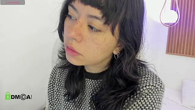 Snapshot of ghostmila chatting on 06-01-26, 01:33 ghostmila online show from 06-01-26, 01:33