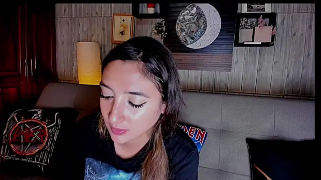 Snapshot of Alucarda666 chatting on 07-16-26, 09:01 Alucarda666 online show from 07-16-26, 09:01