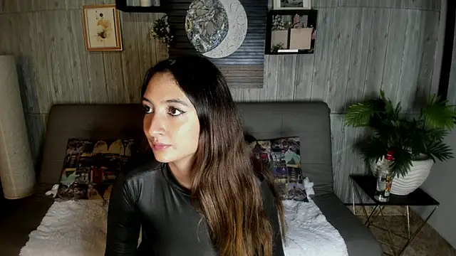 Snapshot of Alucarda666 chatting on 06-06-26, 03:56 Alucarda666 online show from 06-06-26, 03:56