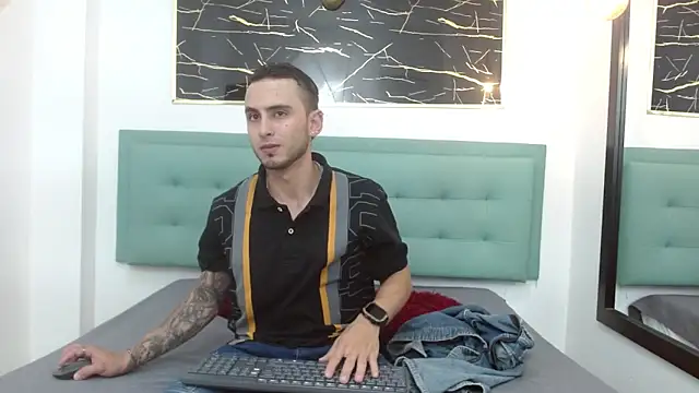 Snapshot of PowerLustX chatting on 05-02-26, 03:34 PowerLustX online show from 05-02-26, 03:34