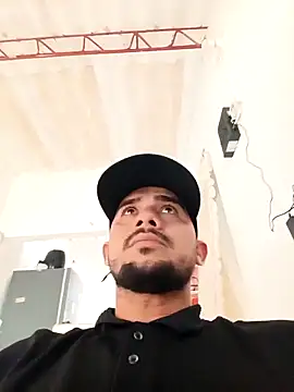 Snapshot of franDuxxx chatting on 04-07-26, 07:15 franDuxxx online show from 04-07-26, 07:15