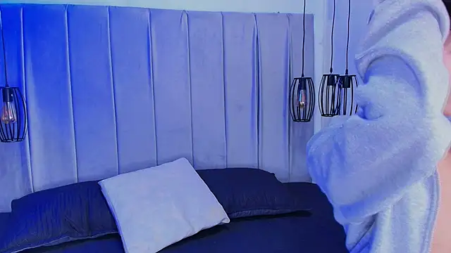 Snapshot of saintDangelo chatting on 05-02-26, 01:05 saintDangelo online show from 05-02-26, 01:05