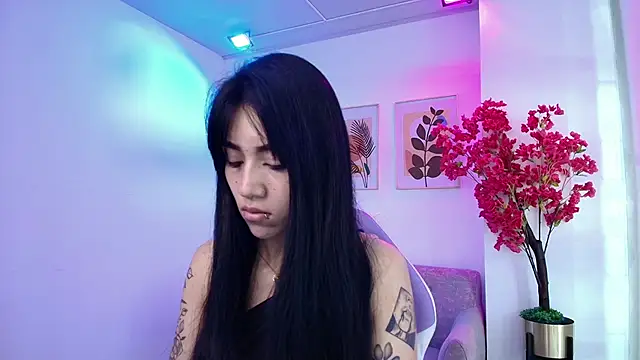 Snapshot of Rainy_doll chatting on 06-11-26, 12:02 Rainy doll online show from 06-11-26, 12:02