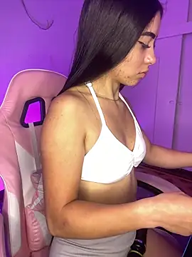 AMBERBUNNY  online show from 04-14-26, 01:27